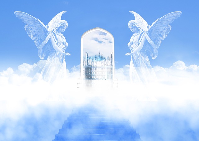 Deux anges montrent la porte pour atteindre la Cité Céleste
